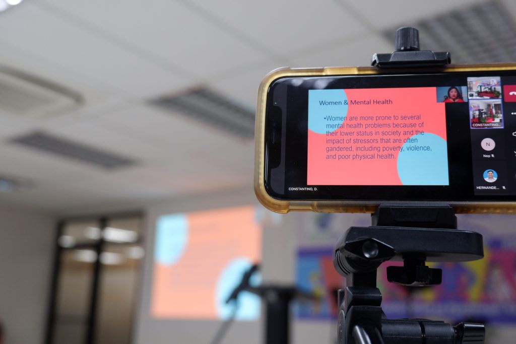 with zoom 2